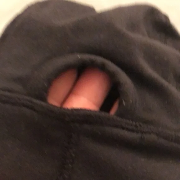 Lululemon Black Beanie - Picture 2 of 3